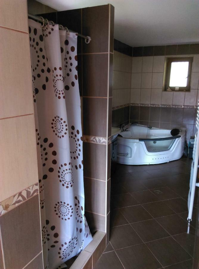 Apartman Pod Kalvariou - Rodinny Dom Banská Štiavnica Εξωτερικό φωτογραφία